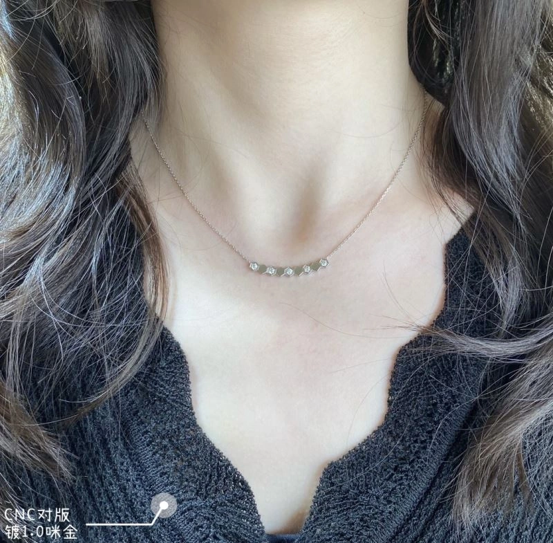 Original Chaumet Necklaces 212378
