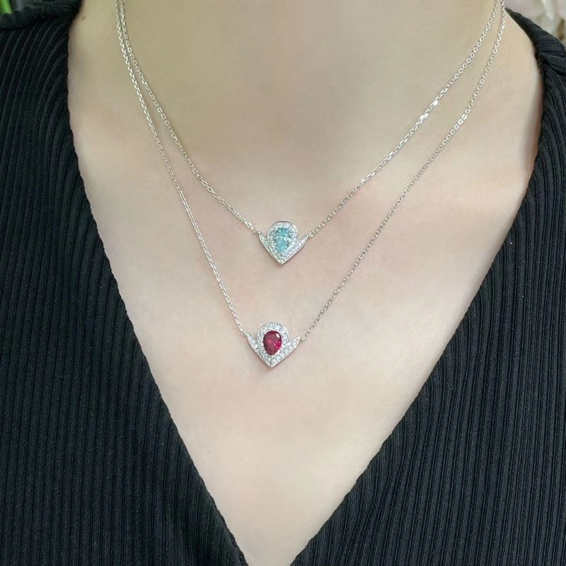 Bold Chaumet Necklaces 212295