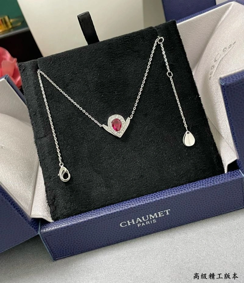 Bold Chaumet Necklaces 212295