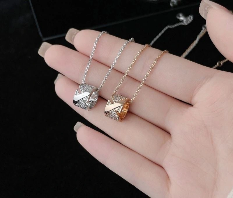 SmartChoice Chaumet Necklaces 212299