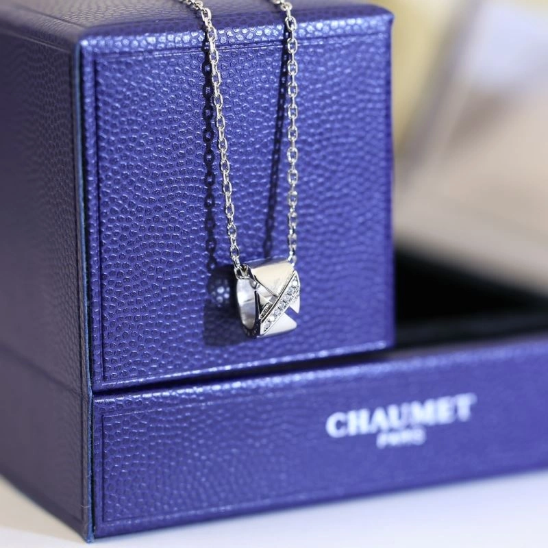 Chaumet Necklaces Lightweight 212304