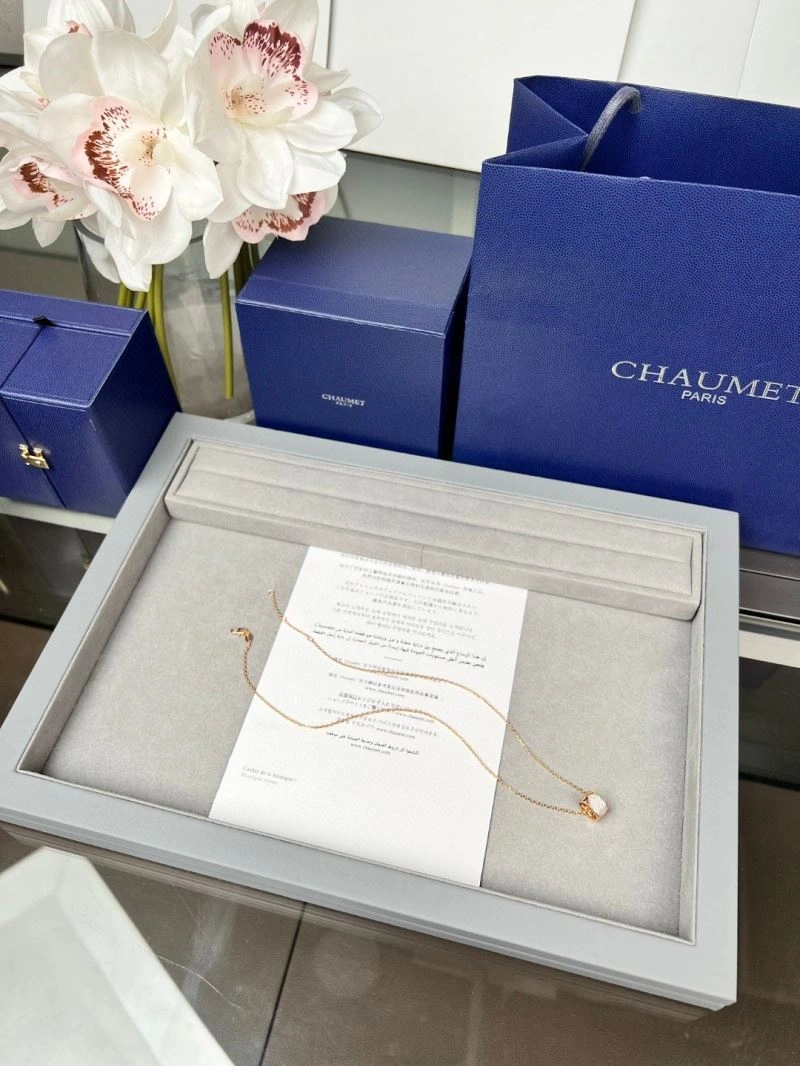Timeless Chaumet Necklaces 212311