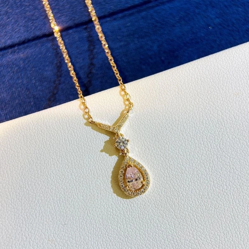 Functional Chaumet Necklaces 212301