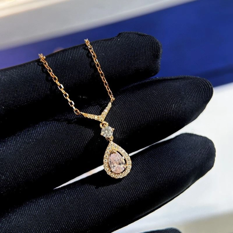 Functional Chaumet Necklaces 212301