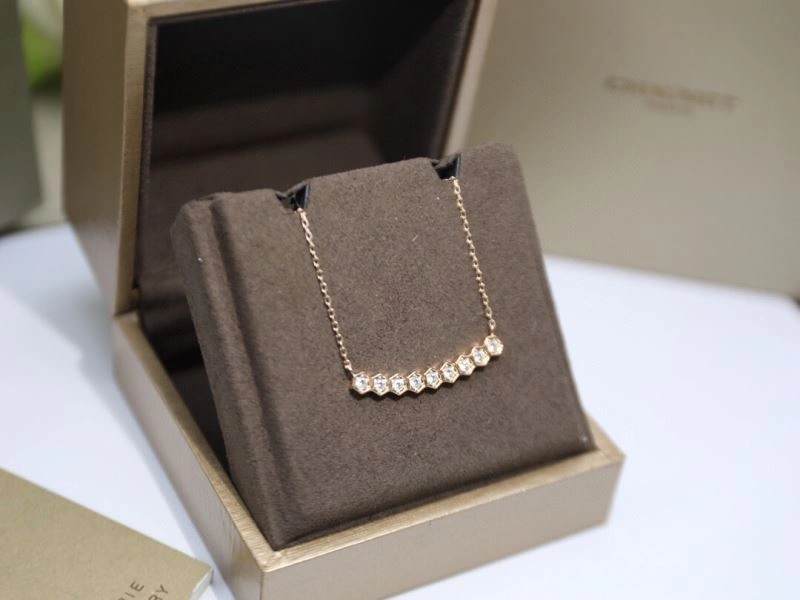 Chaumet Necklaces Refined 212319