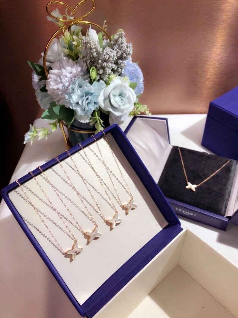 Chaumet Necklaces FreshLook 211406