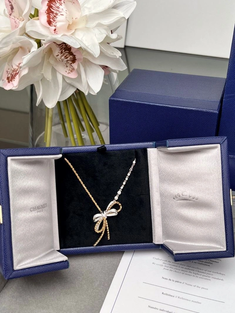 Lightweight Chaumet Necklaces 211381