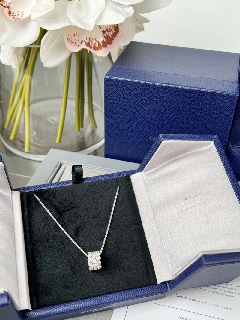 Chaumet Necklaces Supportive 211388
