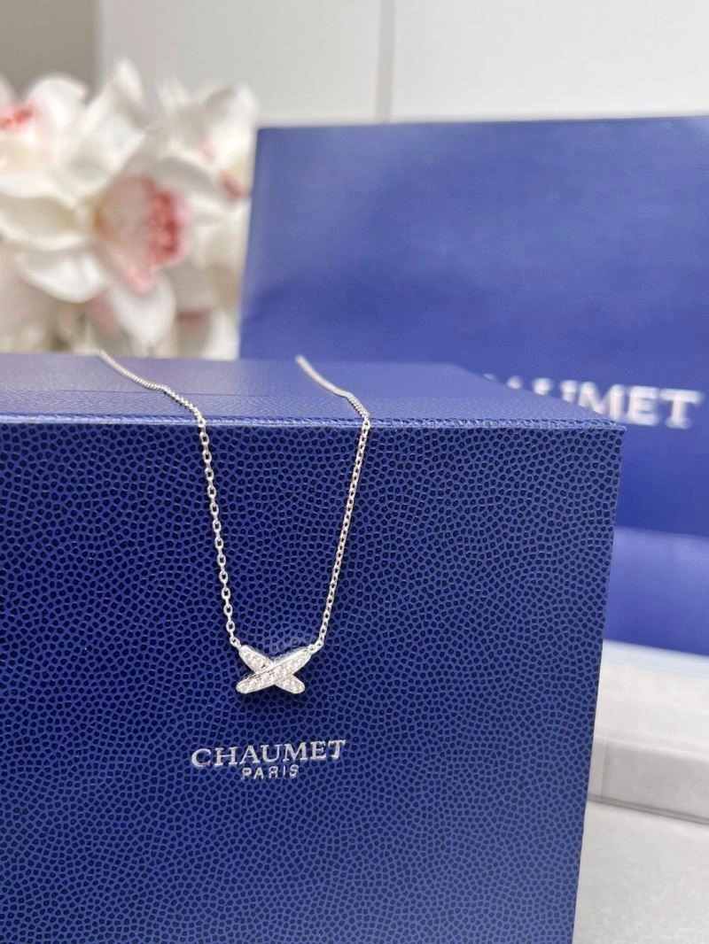 Classic Chaumet Necklaces 210857