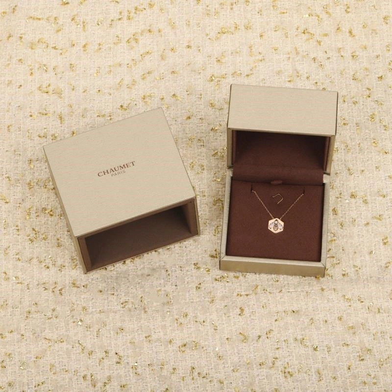 Practical Chaumet Necklaces 210844