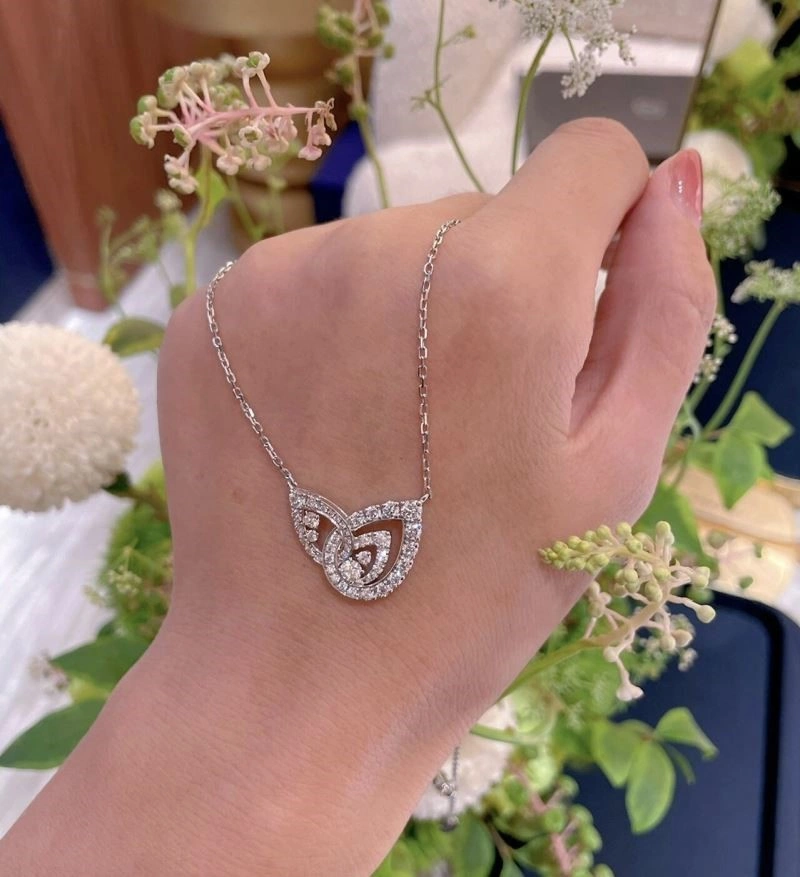 Chaumet Necklaces WrinkleFree 210856