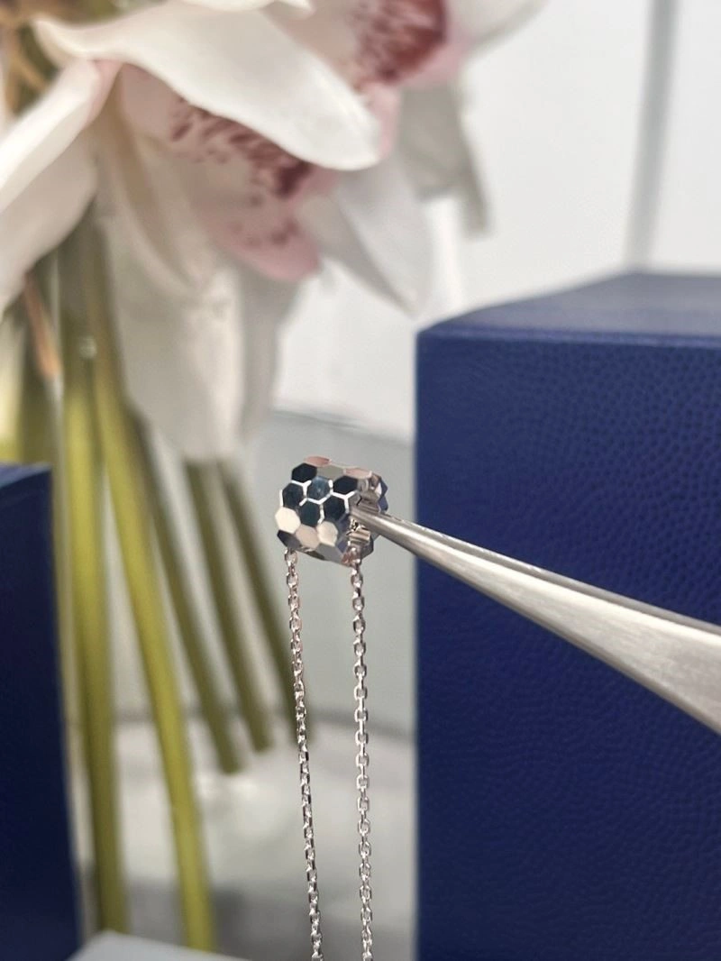 UrbanStyle Chaumet Necklaces 209991