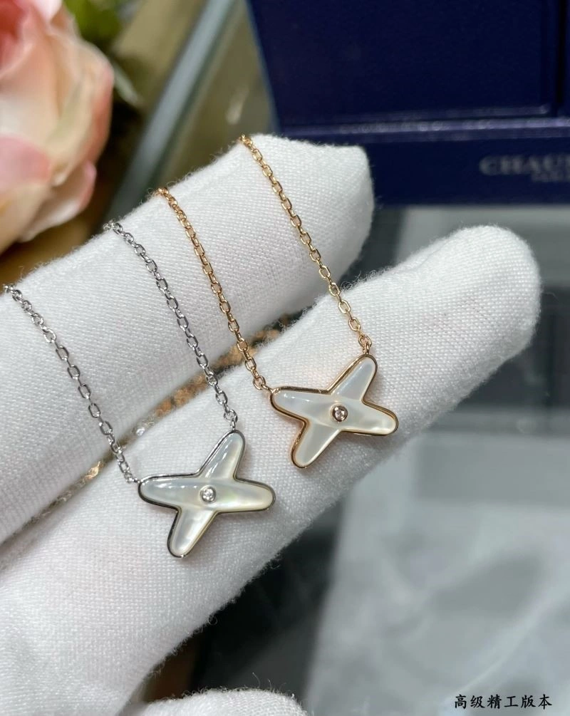 Chaumet Necklaces Compact 209973