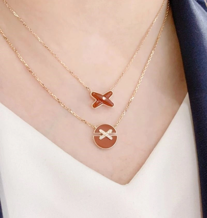 Durable Chaumet Necklaces 209952