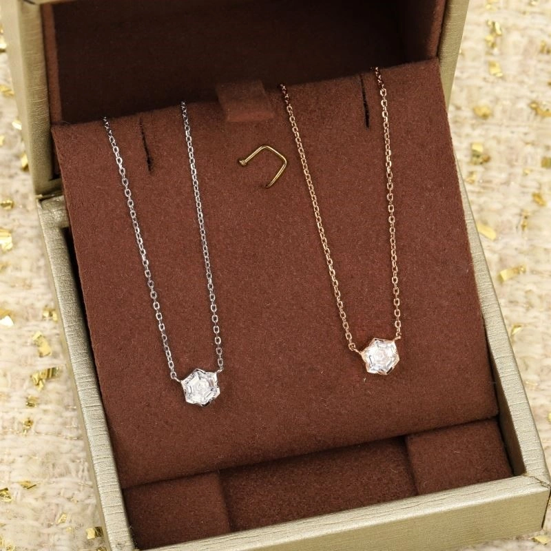 Bright Chaumet Necklaces 209957