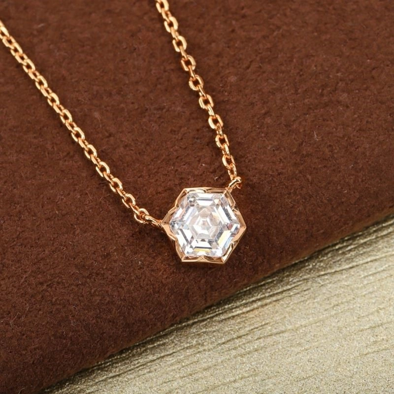 Bright Chaumet Necklaces 209957