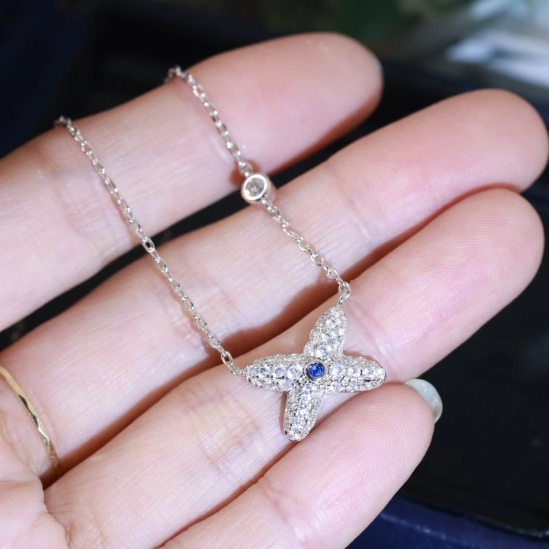 Trendsetting Chaumet Necklaces 209453