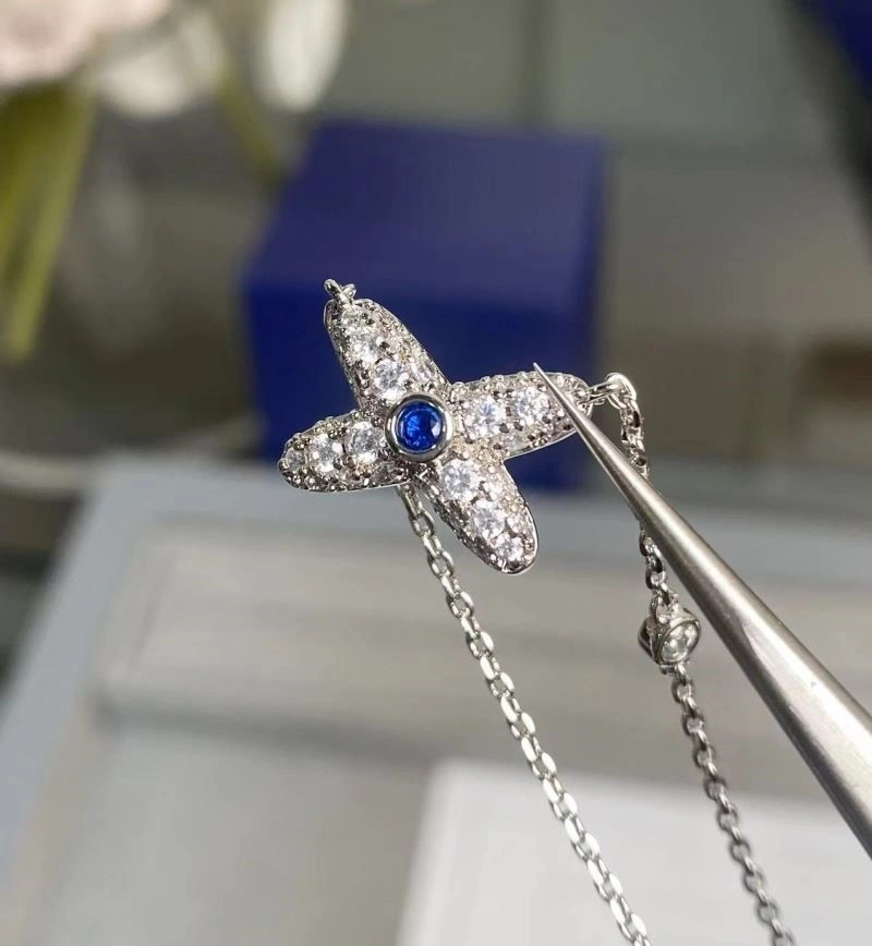 ComfortFit Chaumet Necklaces 209437