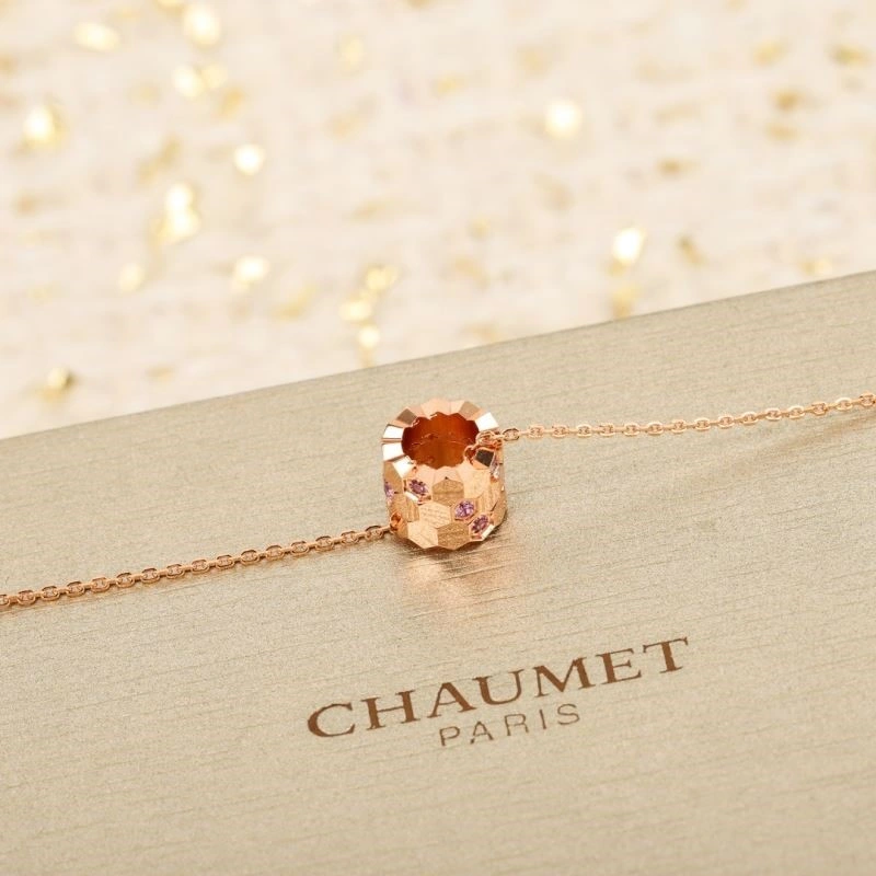 Chaumet Necklaces Lightweight 209441