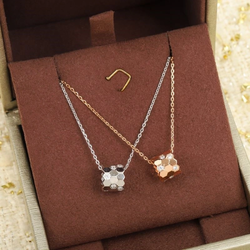 Chaumet Necklaces Lightweight 209456