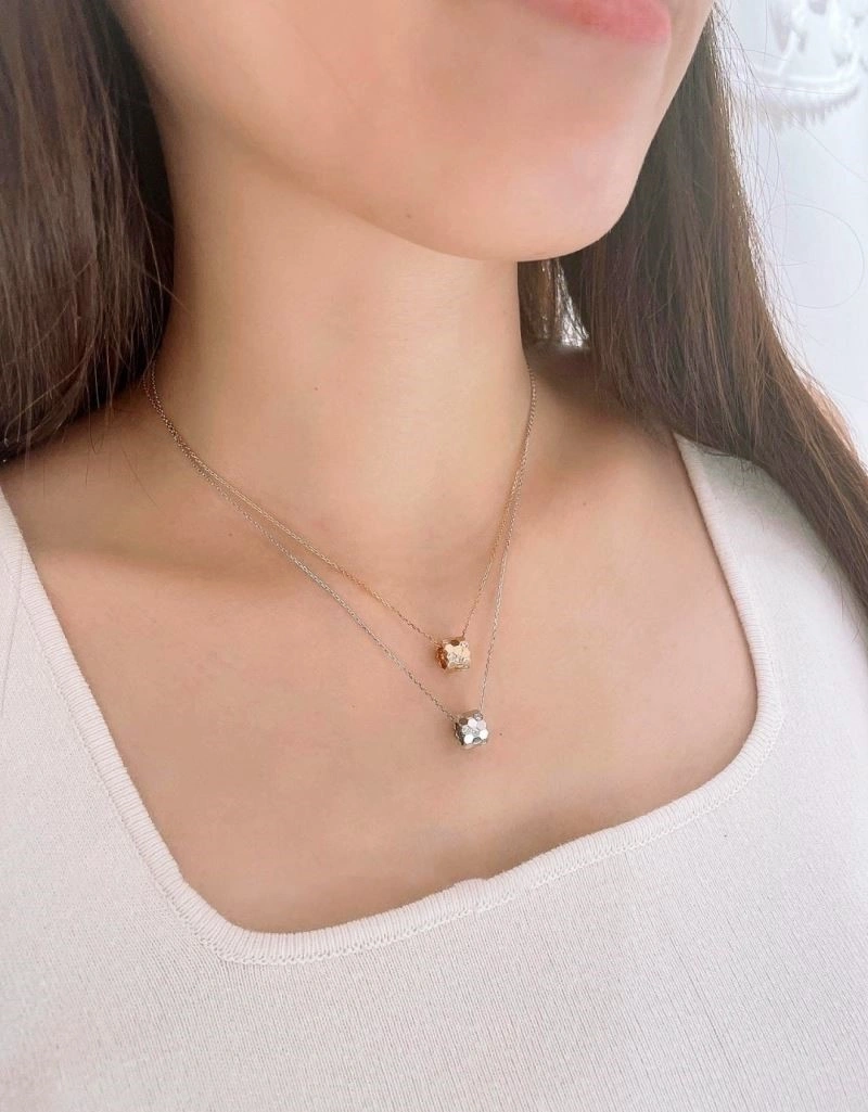 Chaumet Necklaces Lightweight 209456