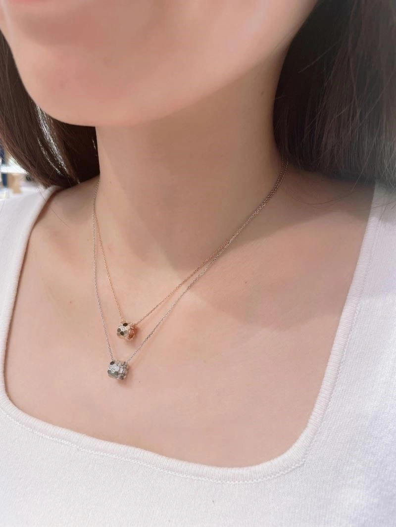 Chaumet Necklaces Lightweight 209456