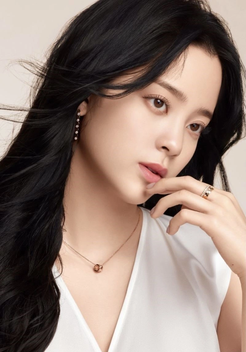 Chaumet Necklaces Lightweight 209456