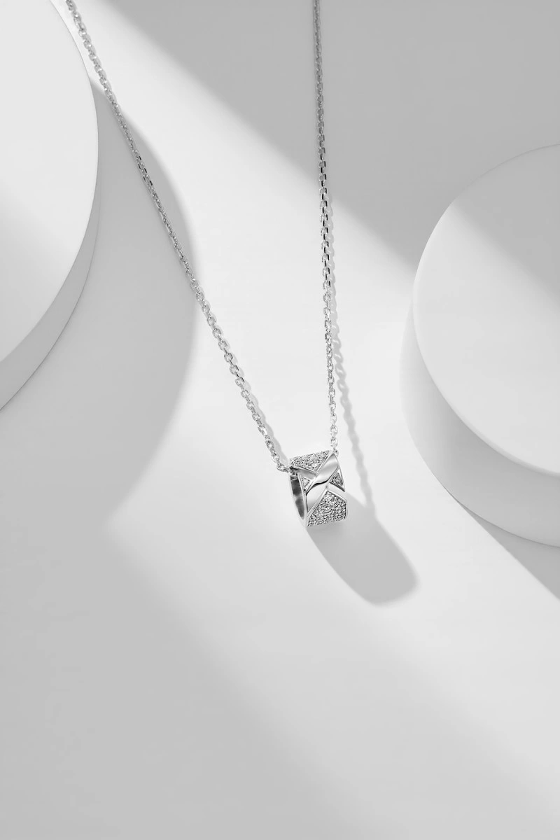 Chaumet Necklaces WellDesigned 208124