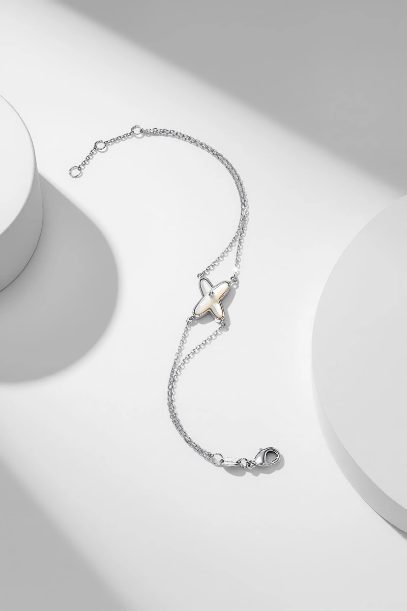 Chaumet Necklaces Casual 208115