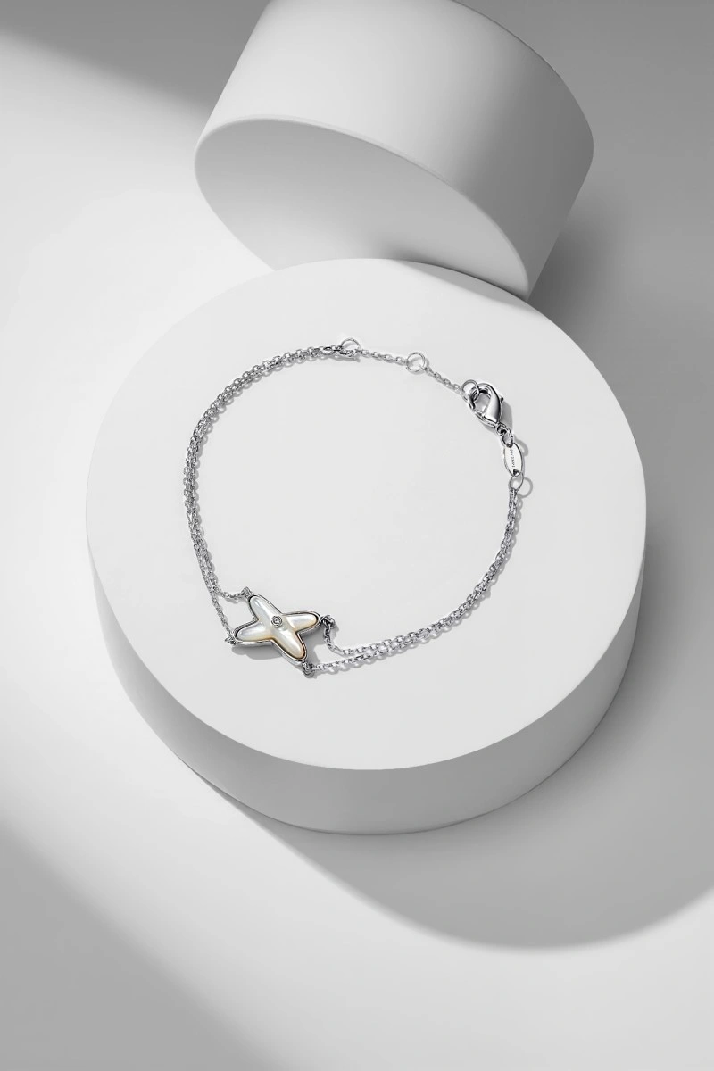 Chaumet Necklaces Casual 208115