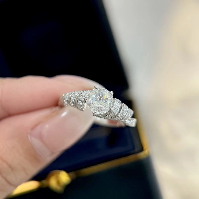 EyeCatching Chaumet Rings 214001