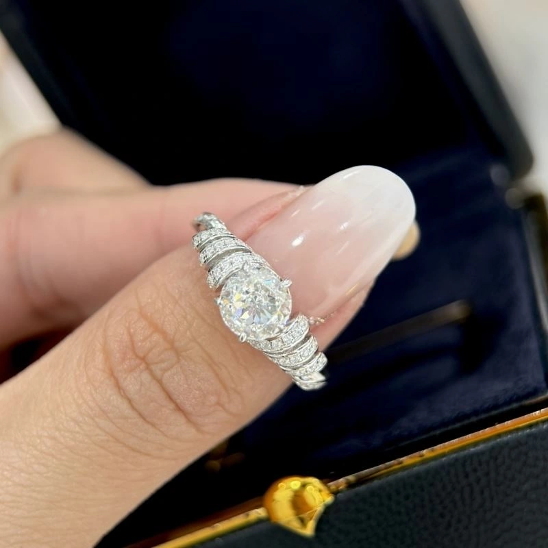 EyeCatching Chaumet Rings 214001