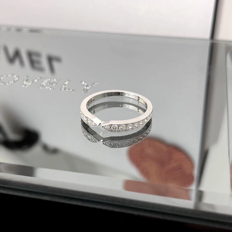Resilient Chaumet Rings 213118