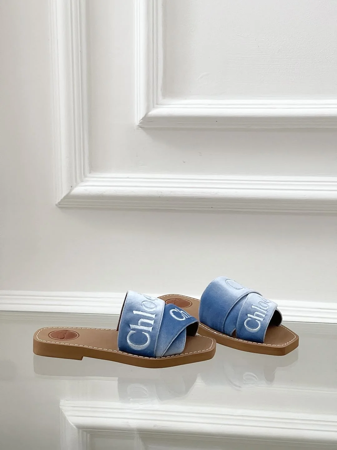 Chloe Sandals Youthful 8188