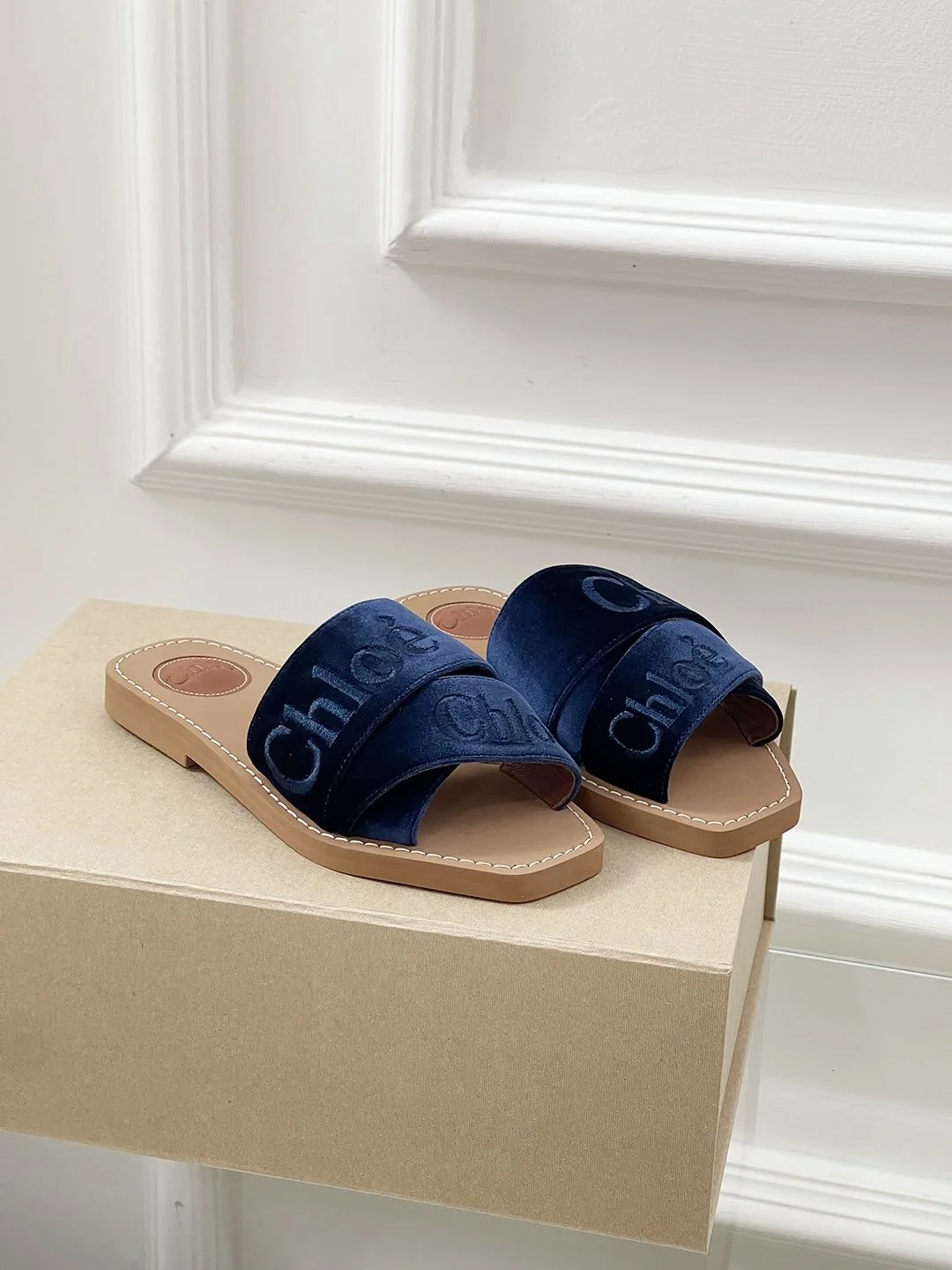 Chloe Sandals TravelReady 8181