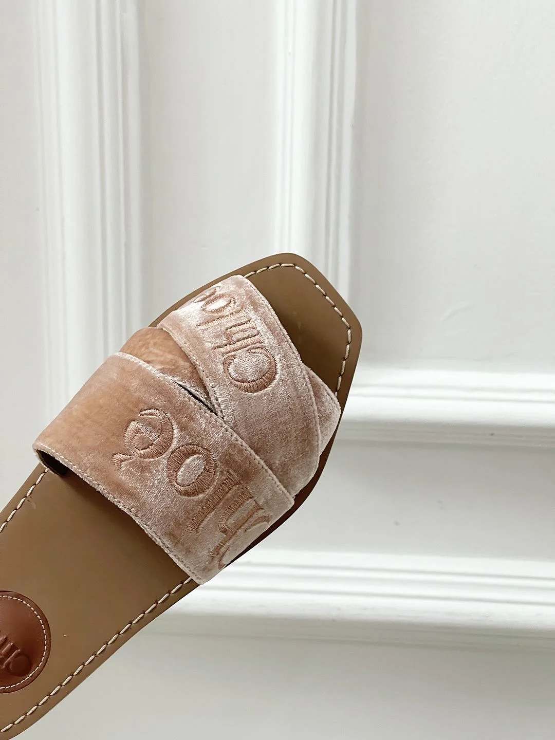 Minimalist Chloe Sandals 8243