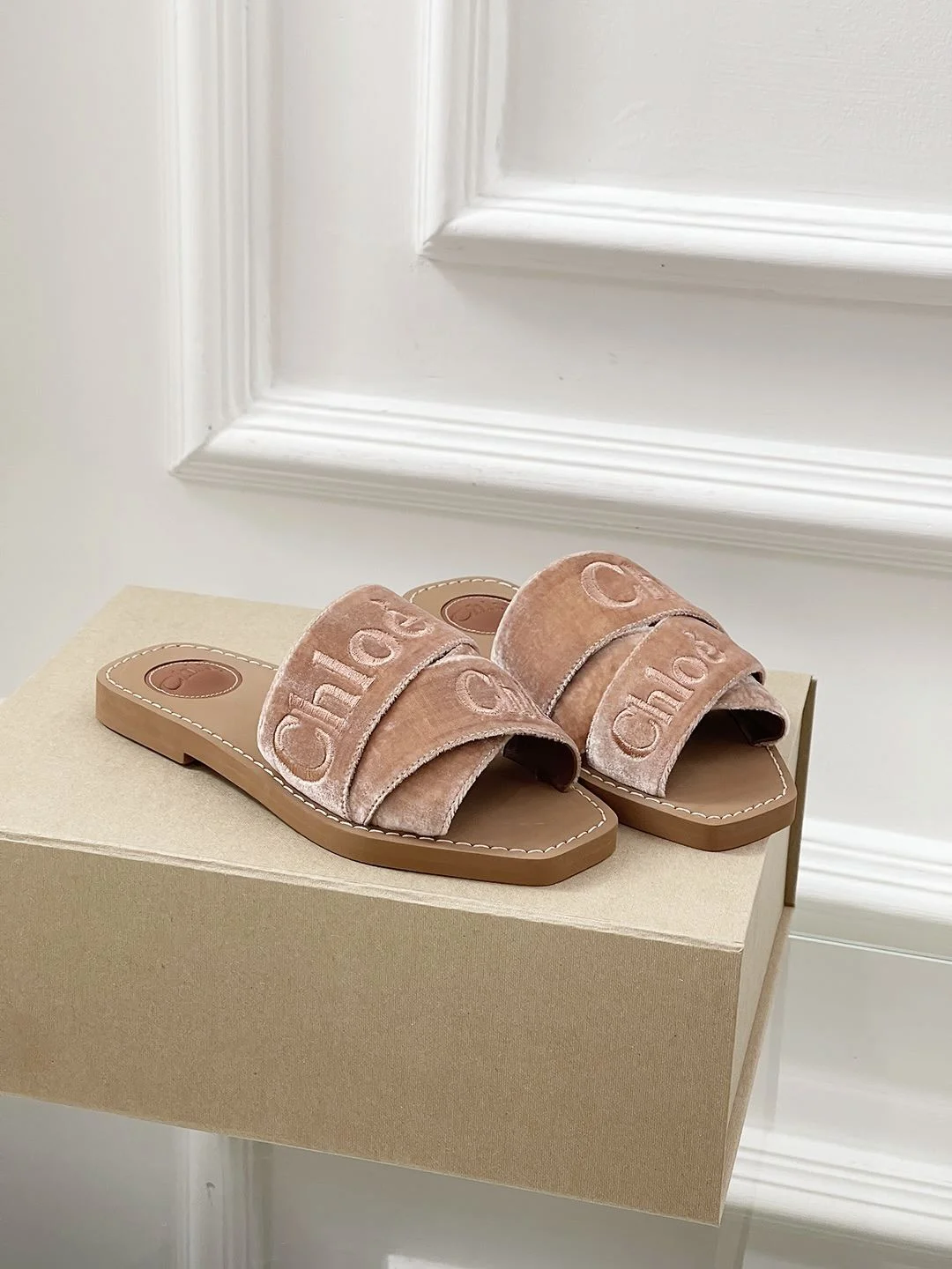 Minimalist Chloe Sandals 8243