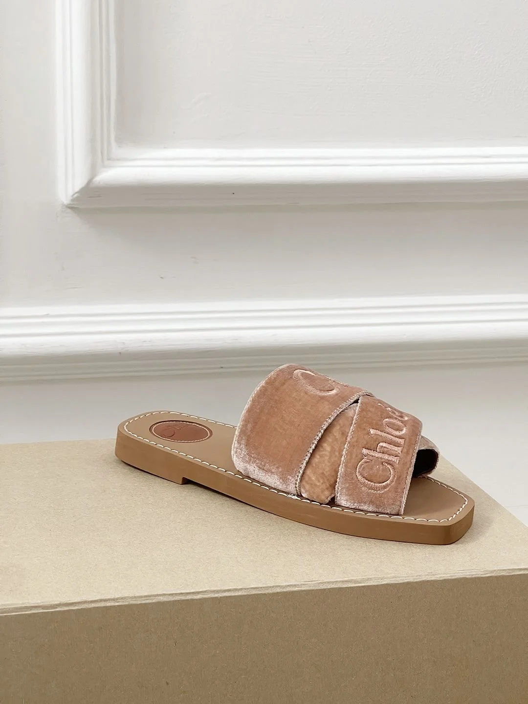 Minimalist Chloe Sandals 8243