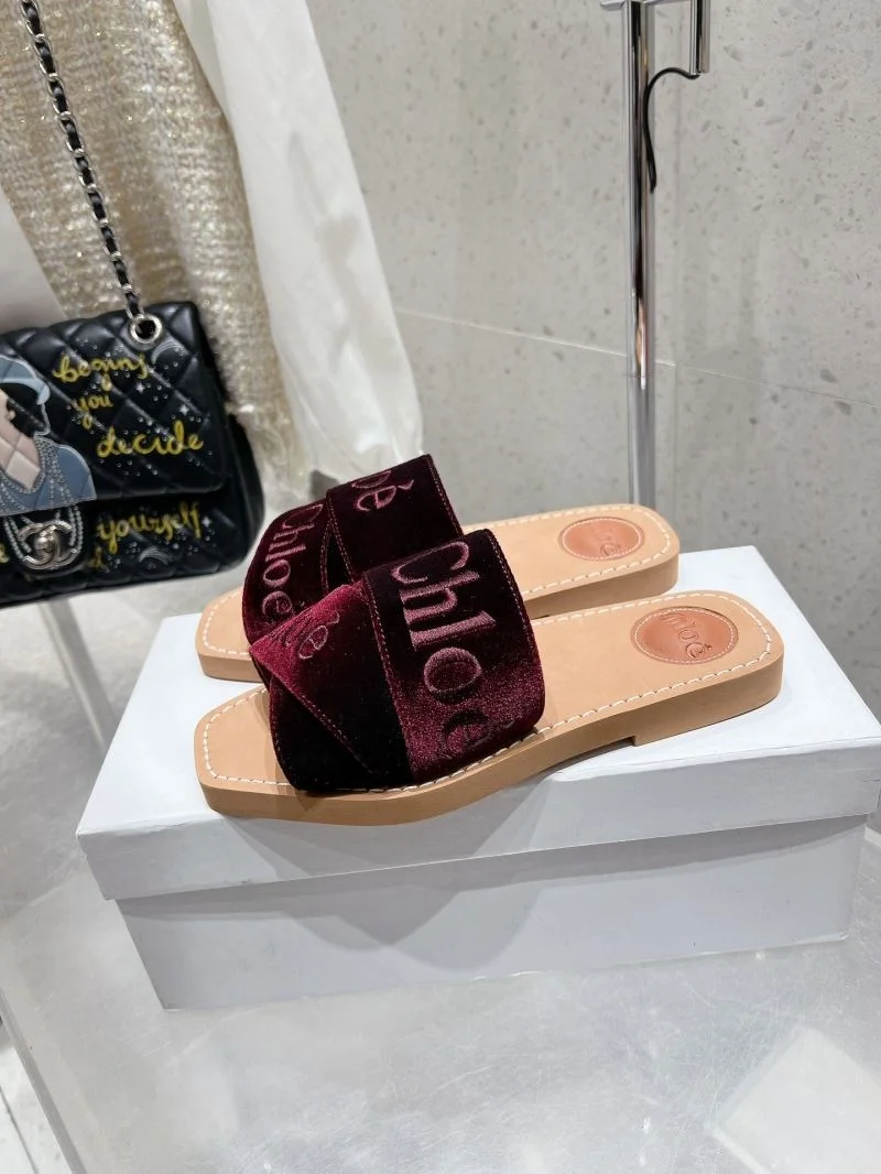 Contemporary Chloe Sandals 15821
