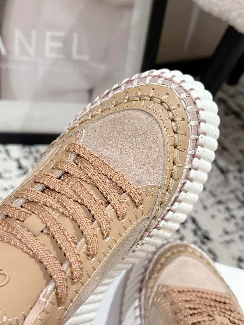 Compact Chloe Shoes 10305