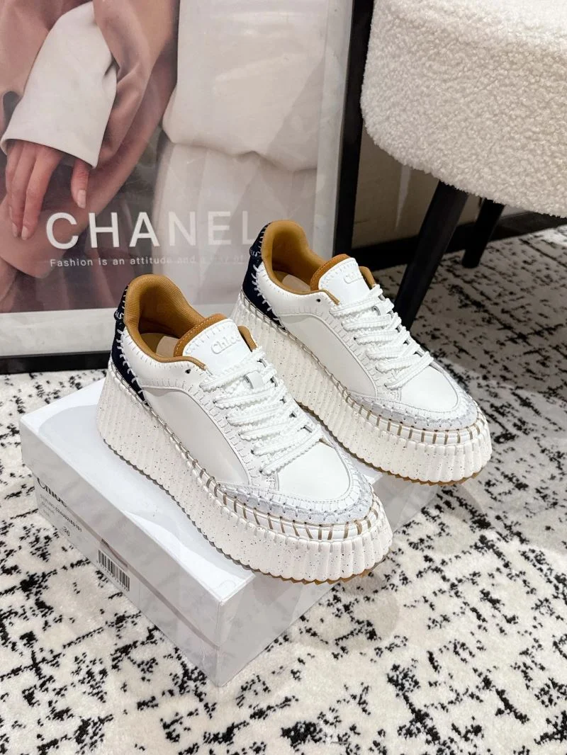 Chloe Shoes Sleek 10212