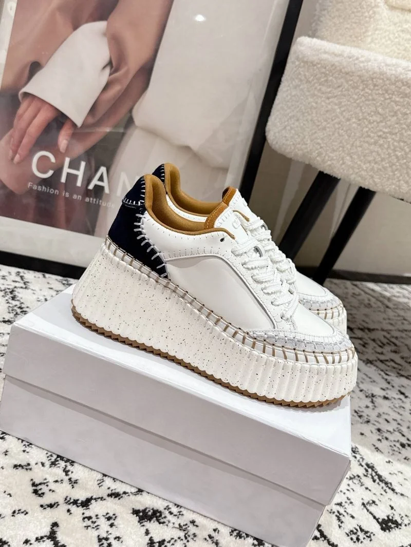 Chloe Shoes Sleek 10212