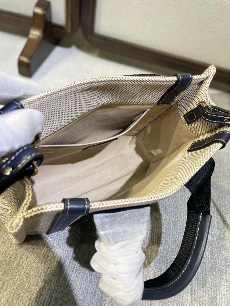 Resilient Chloe Shopping Bags 60115