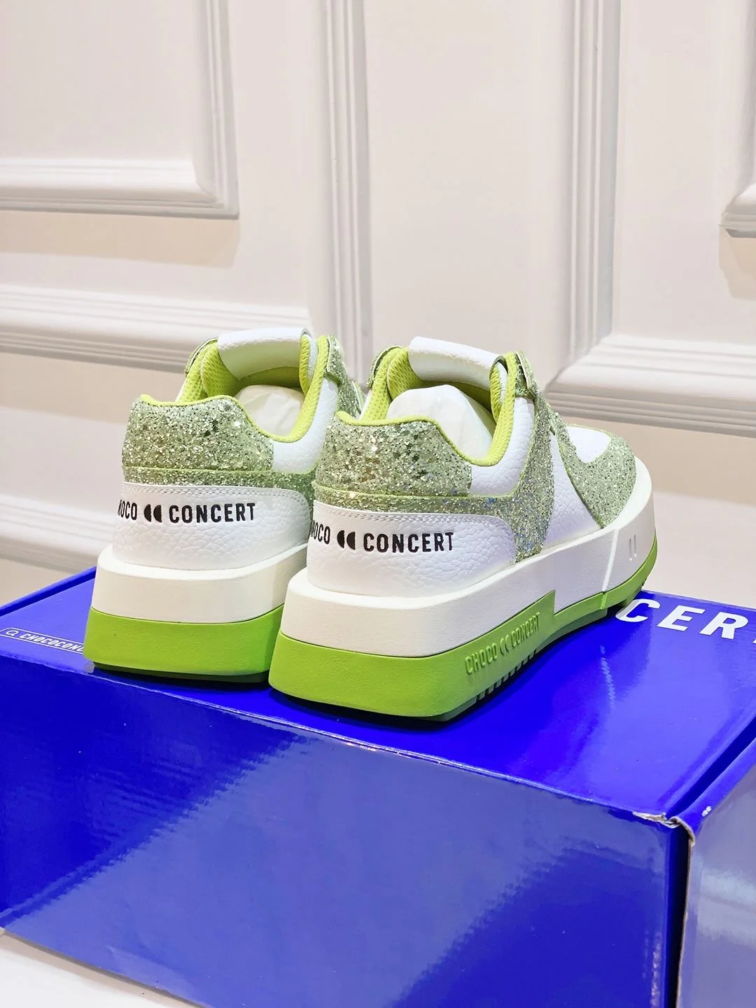 Vibrant Chococoncert Shoes 8184