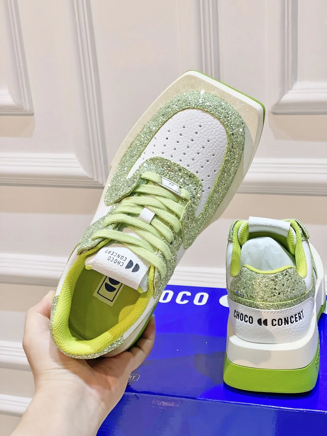 Vibrant Chococoncert Shoes 8184