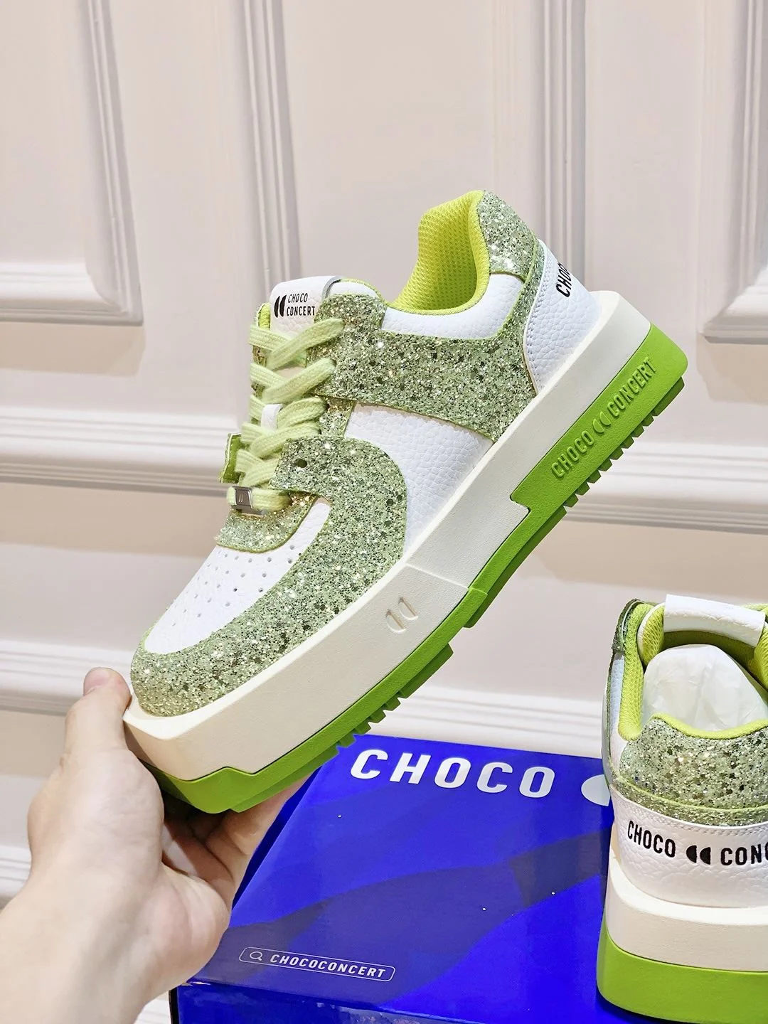 Vibrant Chococoncert Shoes 8184