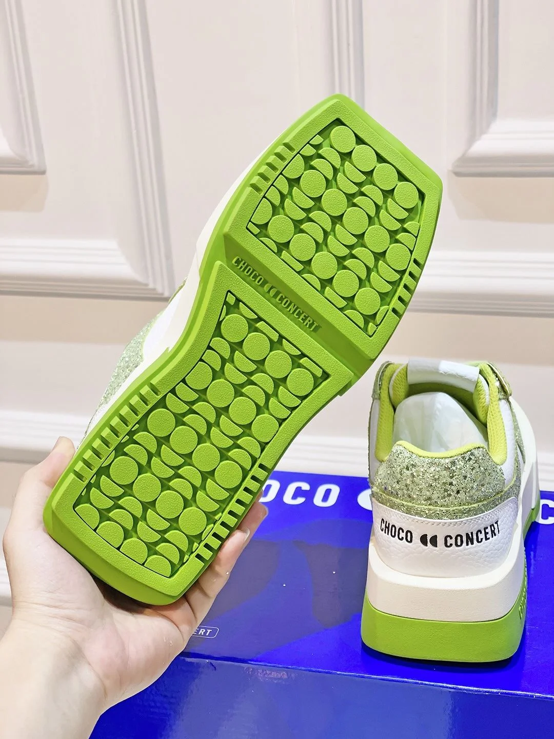 Vibrant Chococoncert Shoes 8184
