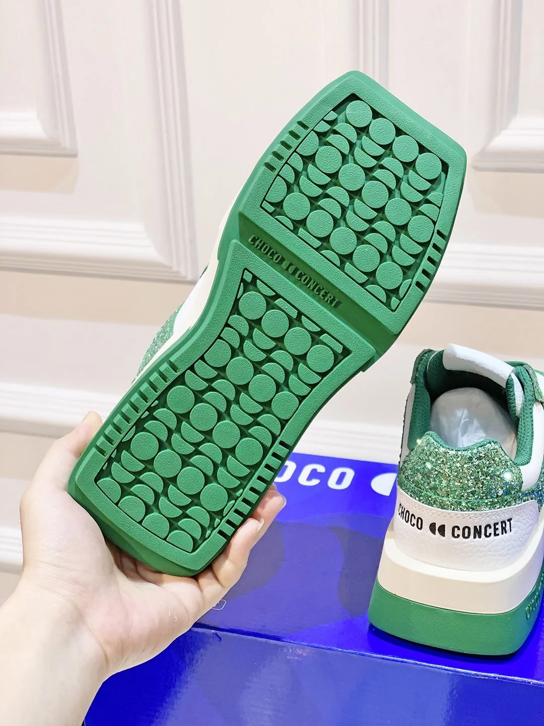 WaterResistant Chococoncert Shoes 8196