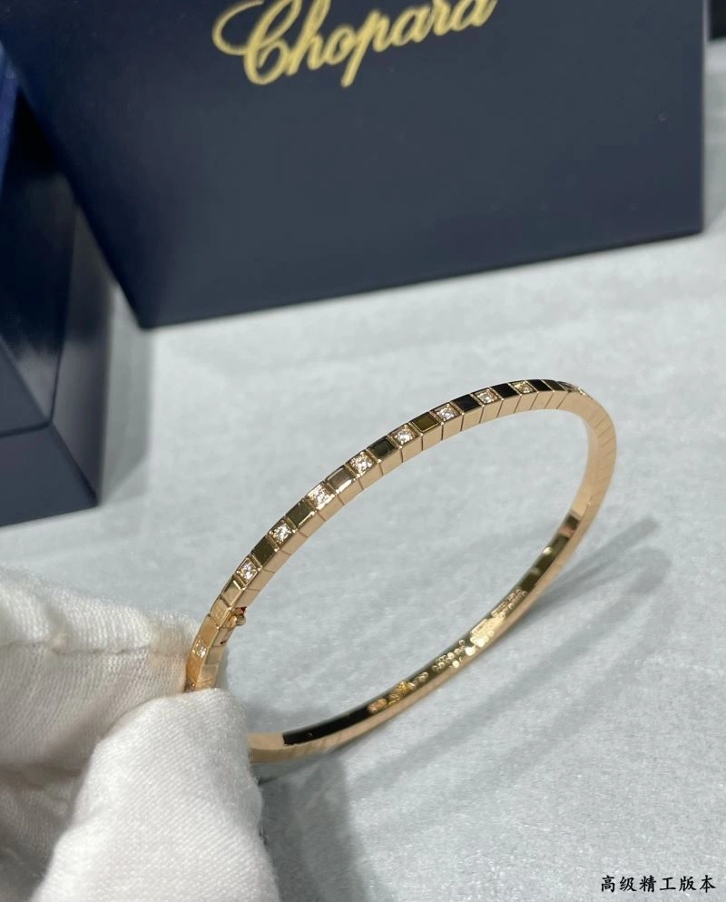 Lightweight Chopard Bracelets 212269