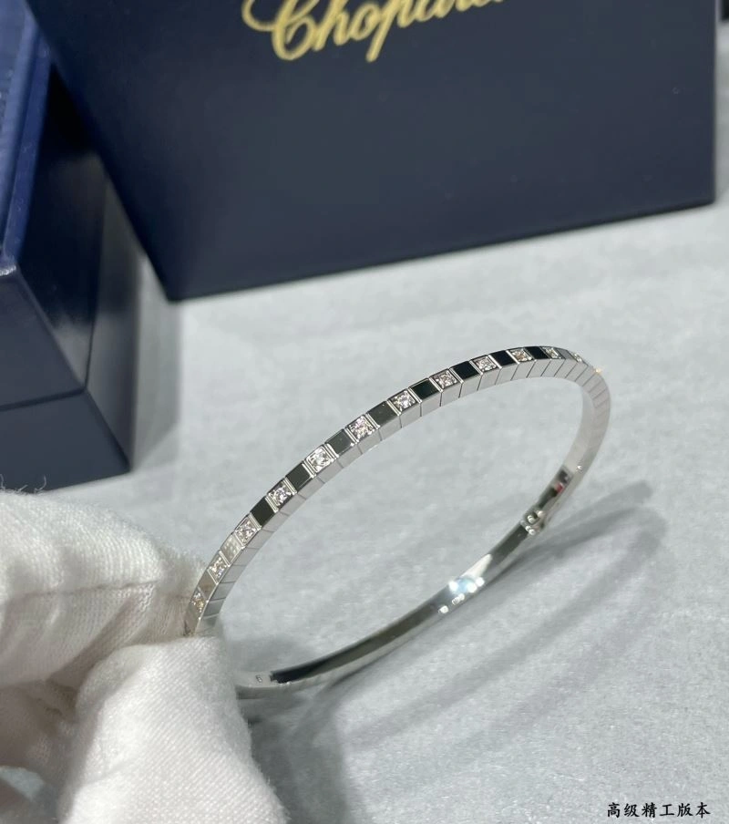Lightweight Chopard Bracelets 212269